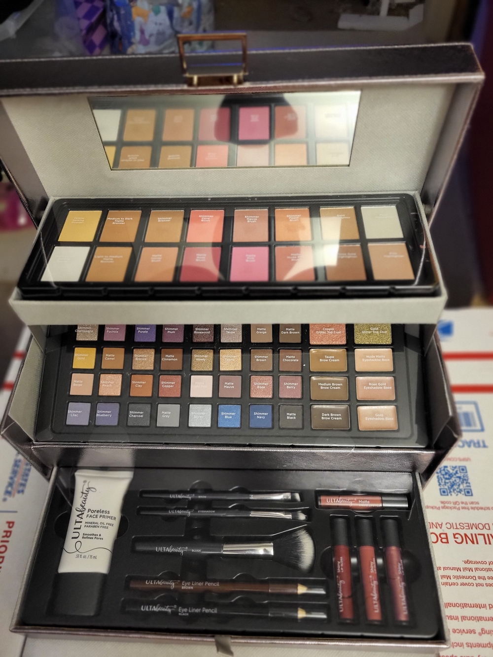ULTA Beauty 3-Tier Makeup Palette Set in Multicolor 76 Piece